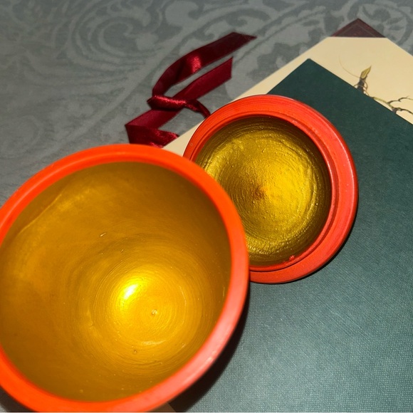 Vintage Kodachka Russian Hand Painted Wood Strawberry Lacquer Cup USSR Lidded - Picture 6 of 6